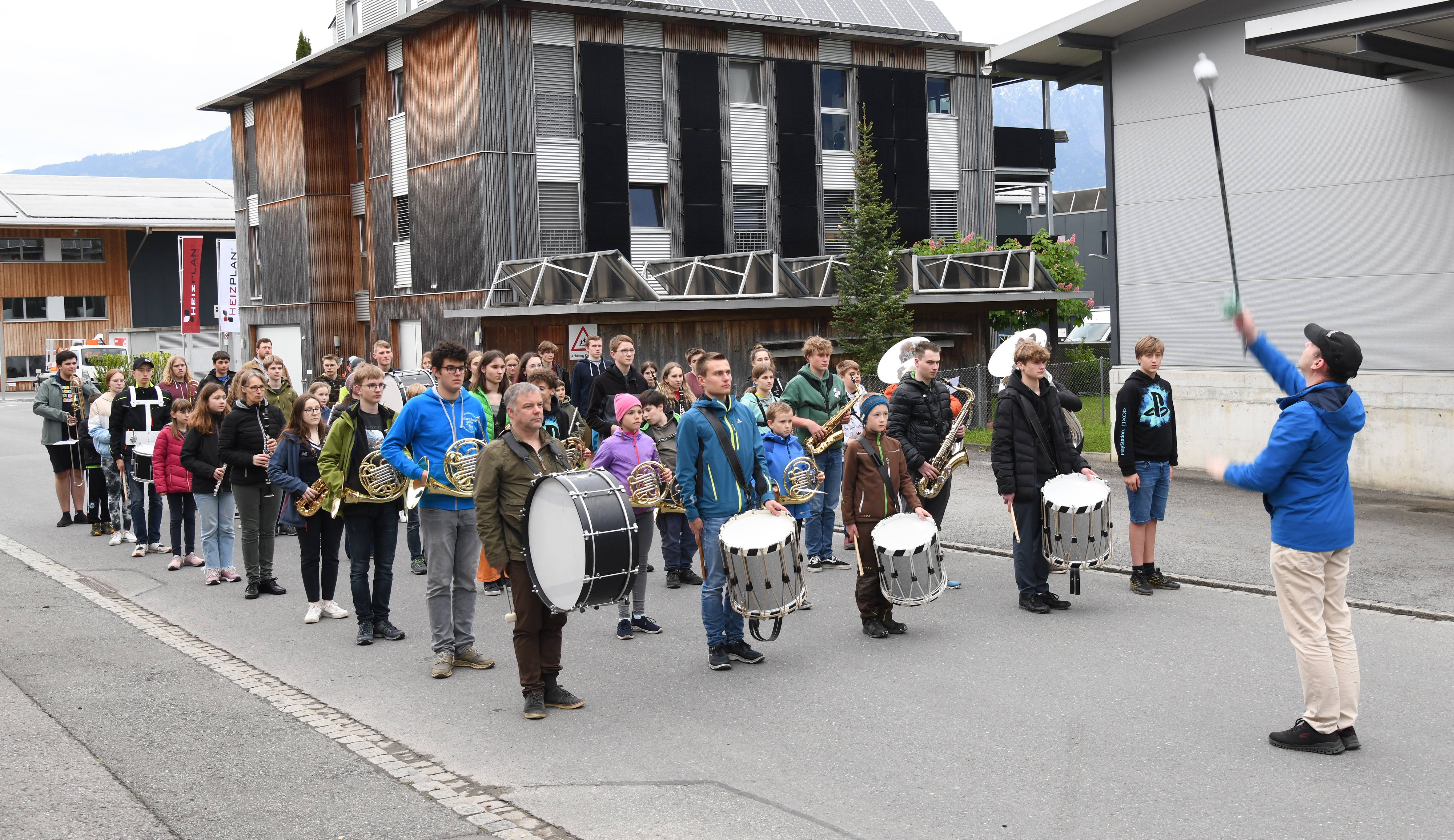 Koordination ist Herausforderung: Projektorchester übt Marschmusik