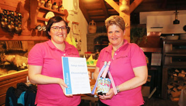 Verdienter Lohn für generösen Einsatz: Sonja Vetsch erhält die Ehrenmitgliedschaft