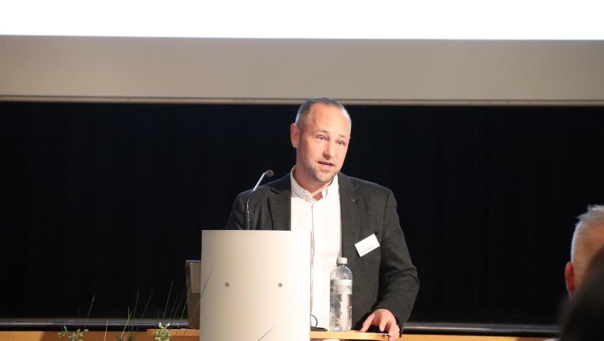 Jakob Gähwiler, Geschäftsführer Mintegra, begrüsste die zahlreich erschienenen Gäste.