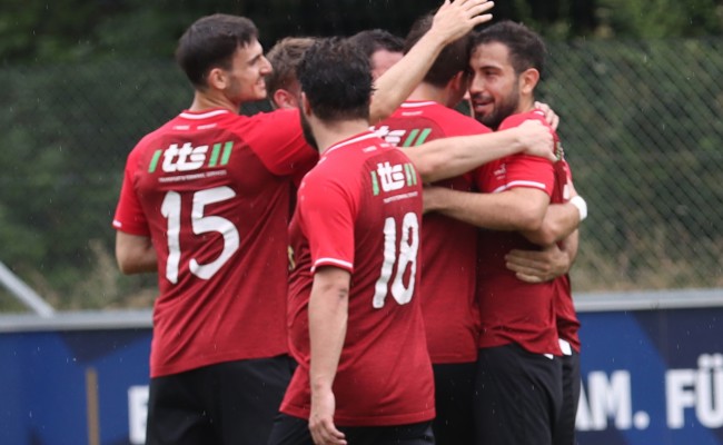 Schützenhilfe aus Rüthi: FC Gams sichert sich Ligaerhalt