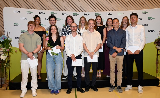 94 Berufsmatura-Zeugnisse am BZBS vergeben