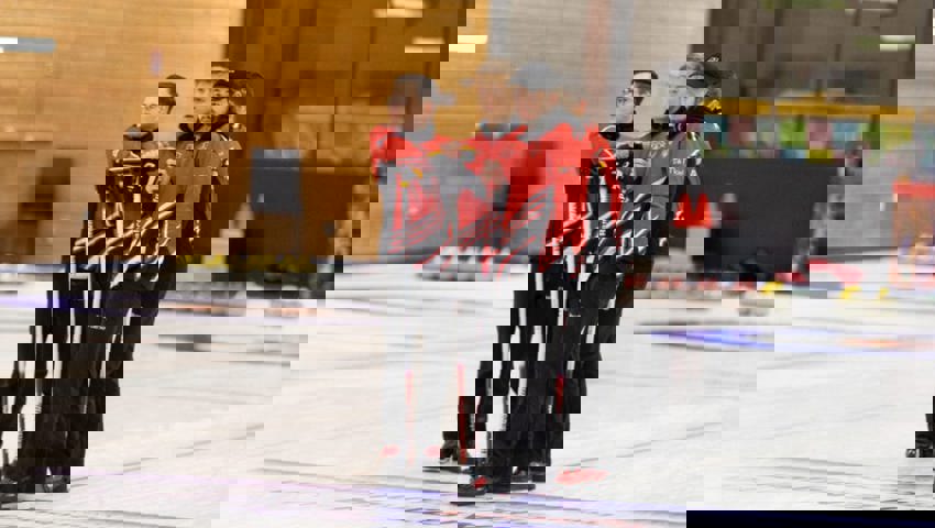  Das Wildhauser Team biildet in jeder Situation auf dem Eis eine verschworene Gemeinschaft. 