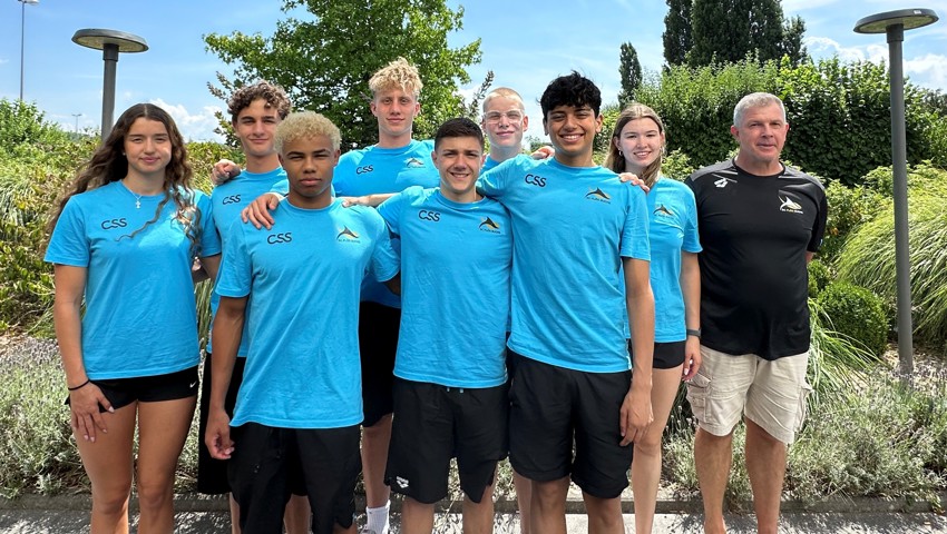 Nola Menzi, Enea Ragazzo, Jafari René Juma, Levente Nagypál, Dario Radiceski, Julian Diez, Amir Zargartou, Leonie Menzi und Coach Milos Milosevic.
