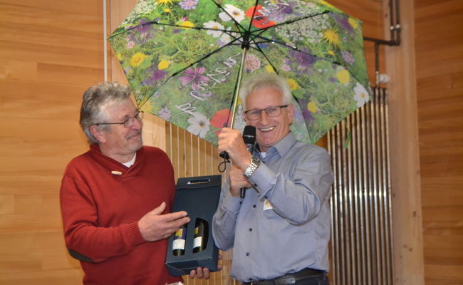 Handeln statt reden: Imkerverband befasst sich mit Varroamilbe