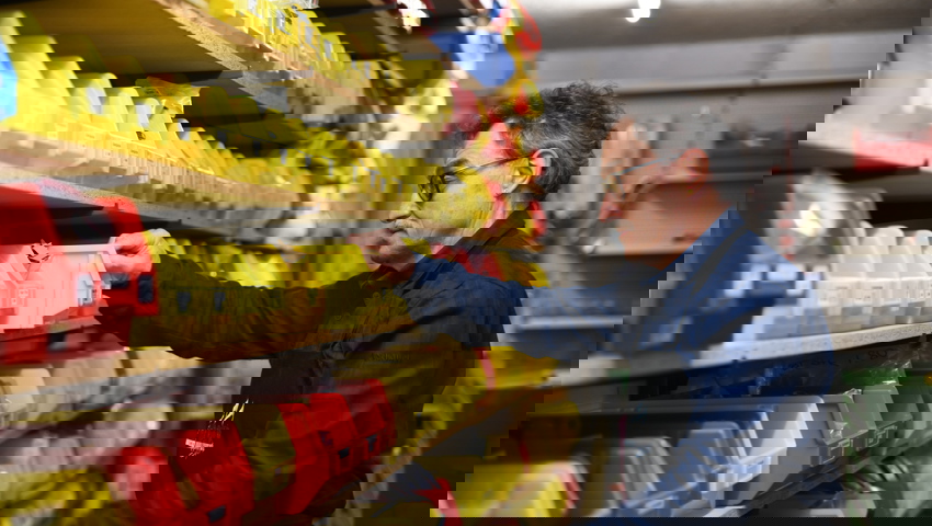  Über 50'000 Artikel finden sich im Lager.