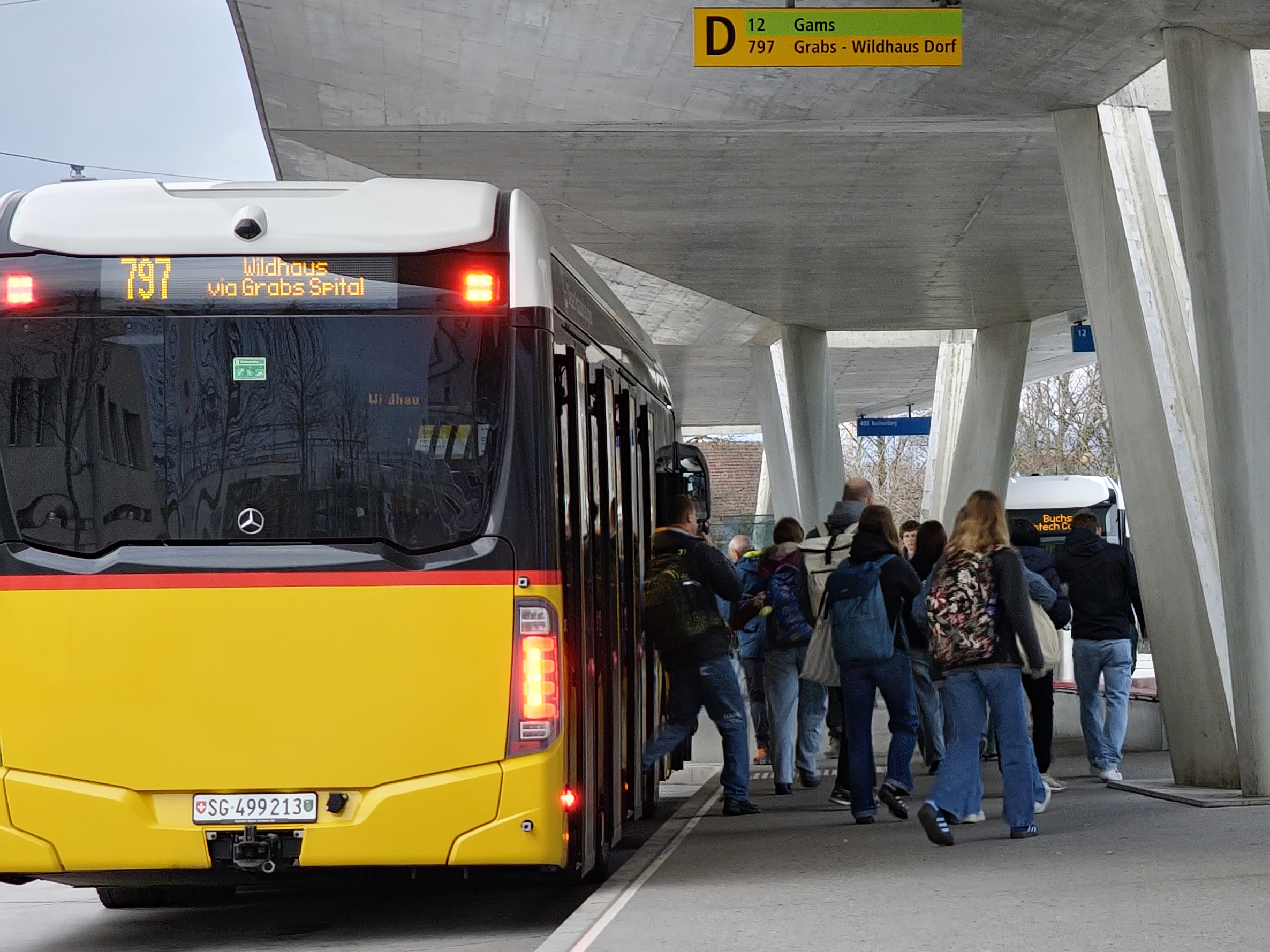 Wer sprintet, erwischt den Anschlussbus – vielleicht