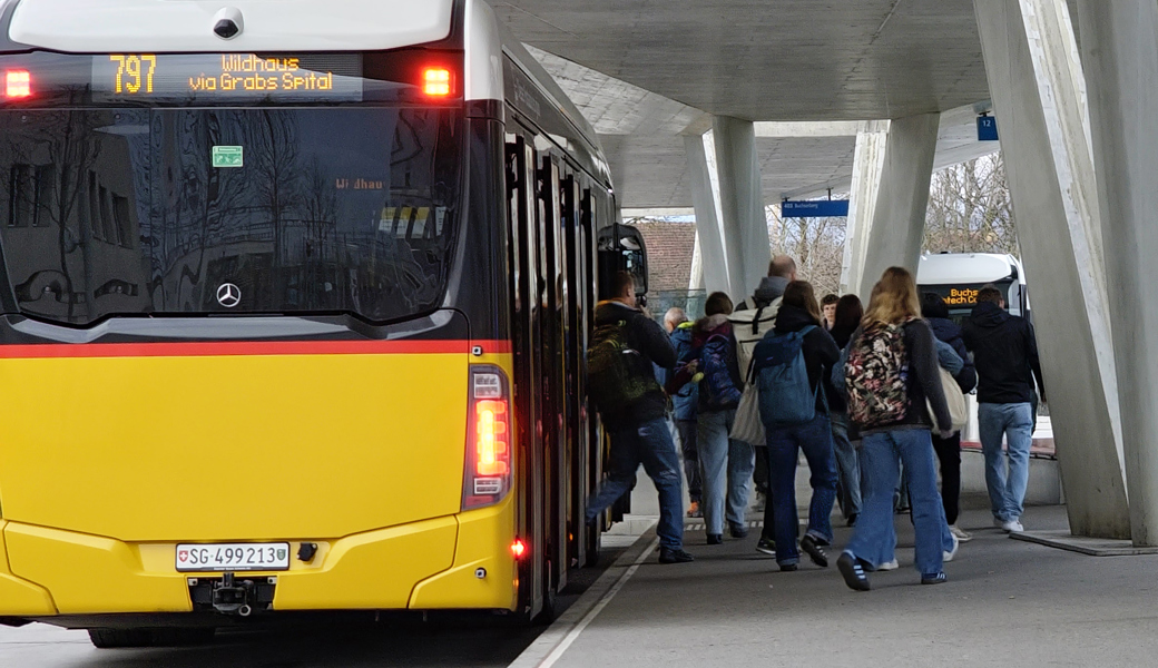 Wer sprintet, erwischt den Anschlussbus – vielleicht