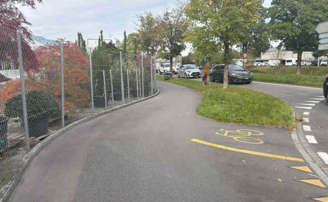 Zwei Verletzte nach Kollision von Velo und E-Bike