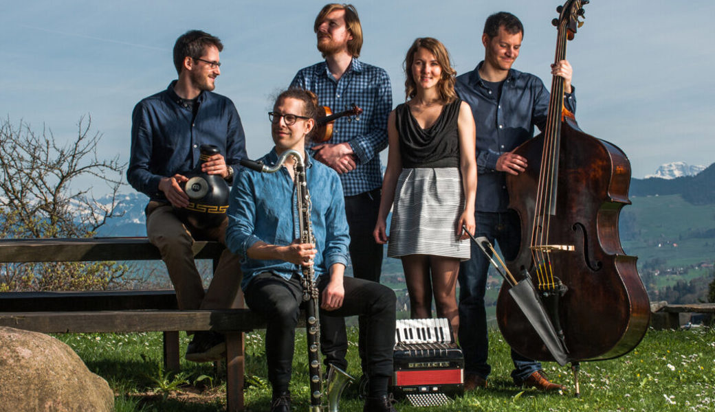  Die Ostschweizerin Karin Streule tritt mit ihrer Band am Samstag, um 20 Uhr, im Fabriggli auf. 