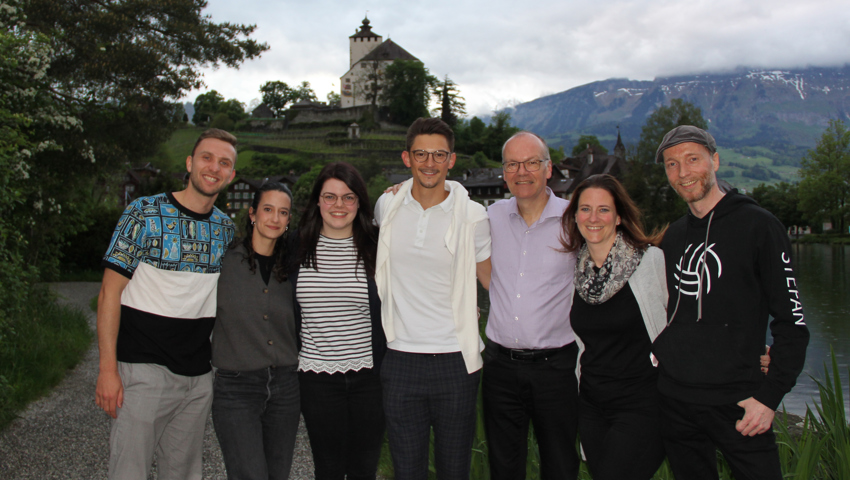 Alter und neuer Vorstand Werdana Buchs (von links): Tobias Küng, Debora Freuler, Salome Rehmann, neuer Präsident Vincenzo Gregorio, alter Präsident Thomas Rehmann, Severine Gasser, Stefan Uhlig.