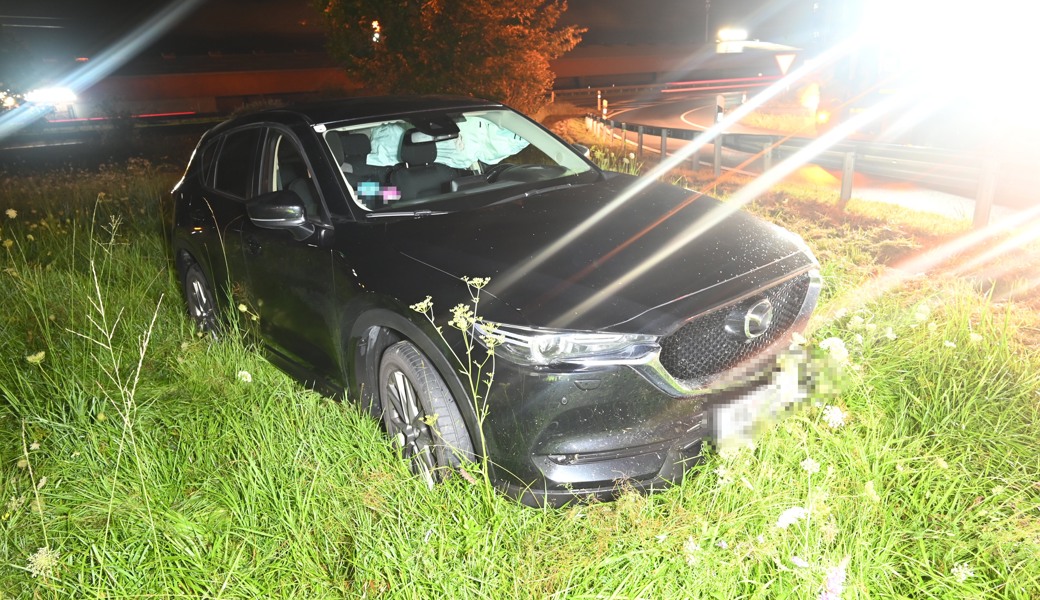 Eine 39-jährige Frau kam in der Autobahnausfahrt Sennwald von der Fahrbahn ab. 