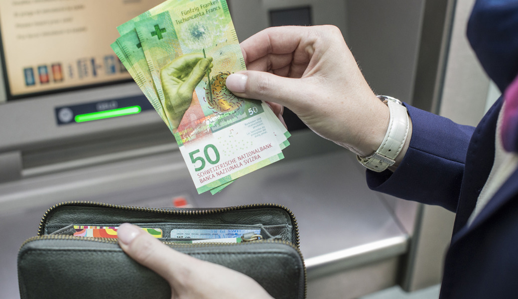 Banken wollen am Bancomat-Netz festhalten –­ oder suchen Alternativen