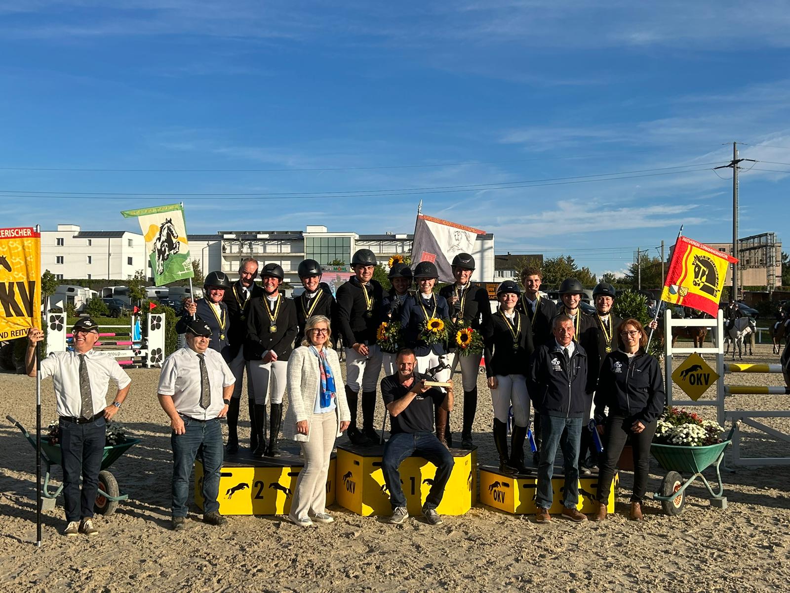 Mit sieben Nullfehlerritten den Sprung aufs Podest geschafft