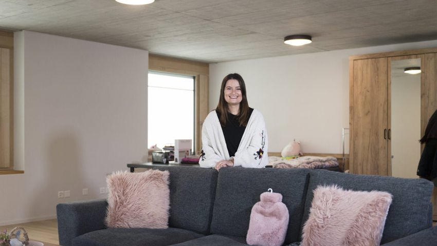 Caroline Bienek in ihrer Wohnung in Buchs. Caroline Bienek in ihrer Wohnung in Buchs.