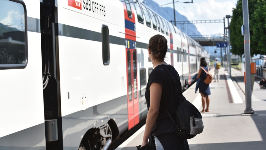  Der Ausbau Doppelspur tangiert den Fahrplan in der Region. Bilder: Heini Schwendener