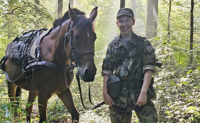 «Man wächst über sich hinaus» – Erfahrungen einer Veterinärsoldatin im Militär