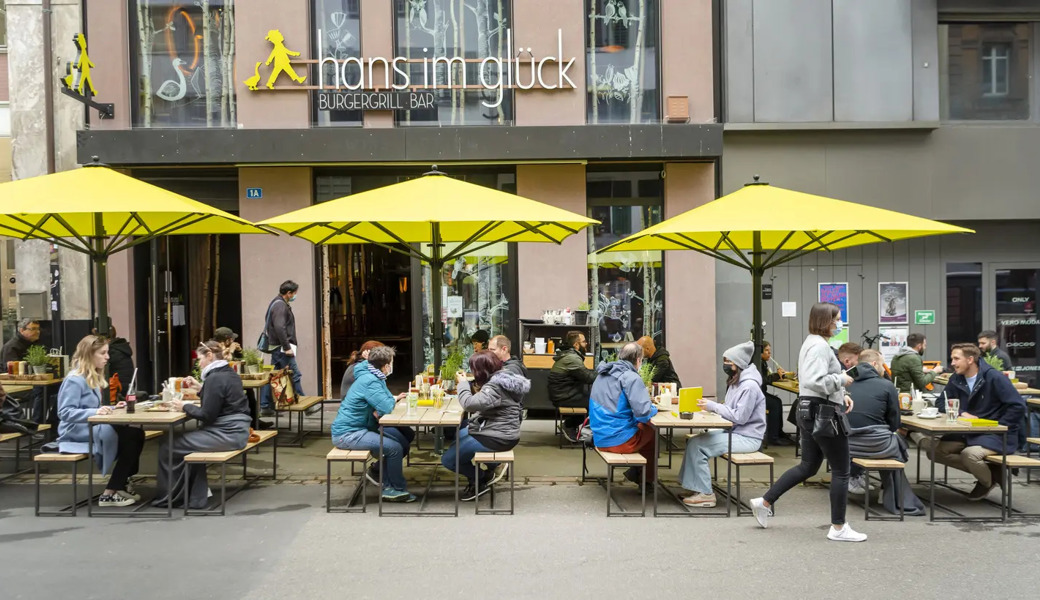 Die deutsche Burgerkette «Hans im Glück» expandiert in der Schweiz.