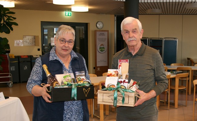 Rücktritt und zwei Ehrungen