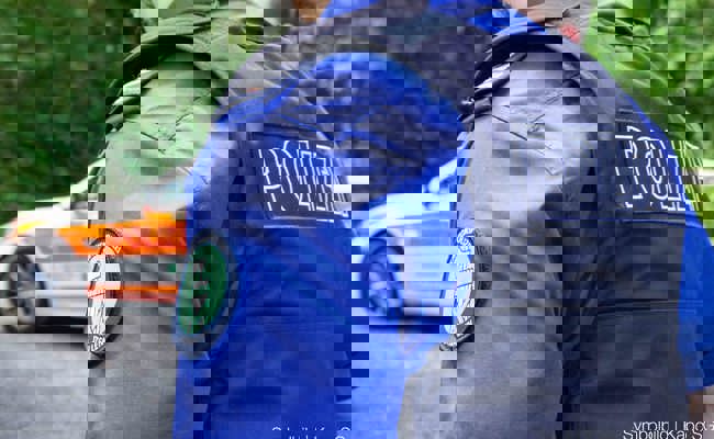 Bewaffneter Raub in Eichberg: 39-Jähriger bedroht und bestohlen