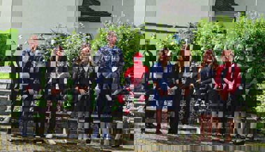 Held:innen und Feste als Themen: Bei bester Stimmung feierten 15 Jugendliche ihre Konfirmation