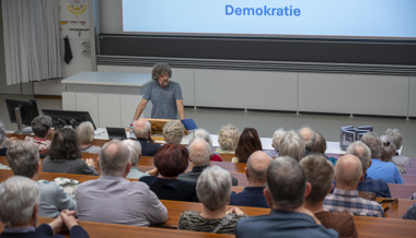 Flut, Pest und Damenschuhe: This Isler erzählt aus der Geschichte