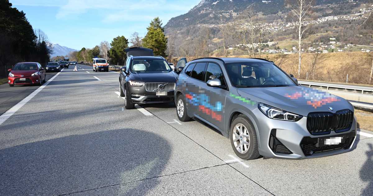 Hoher Sachschaden: Zwei Auffahrunfälle auf der A13