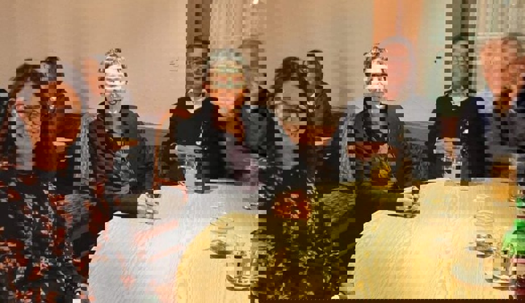  Co-Präsidentin Katrin Schulthess (links) konnte Barbara Gysi in Grabs begrüssen. 