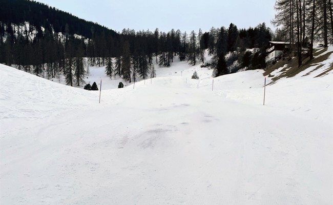 Skifahrer verstirbt an Tag nach Unfall - Zeugen gesucht
