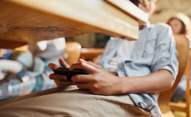 Handyverbot oder nicht? So wird die Smartphonenutzung an Ostschweizer Schulen geregelt