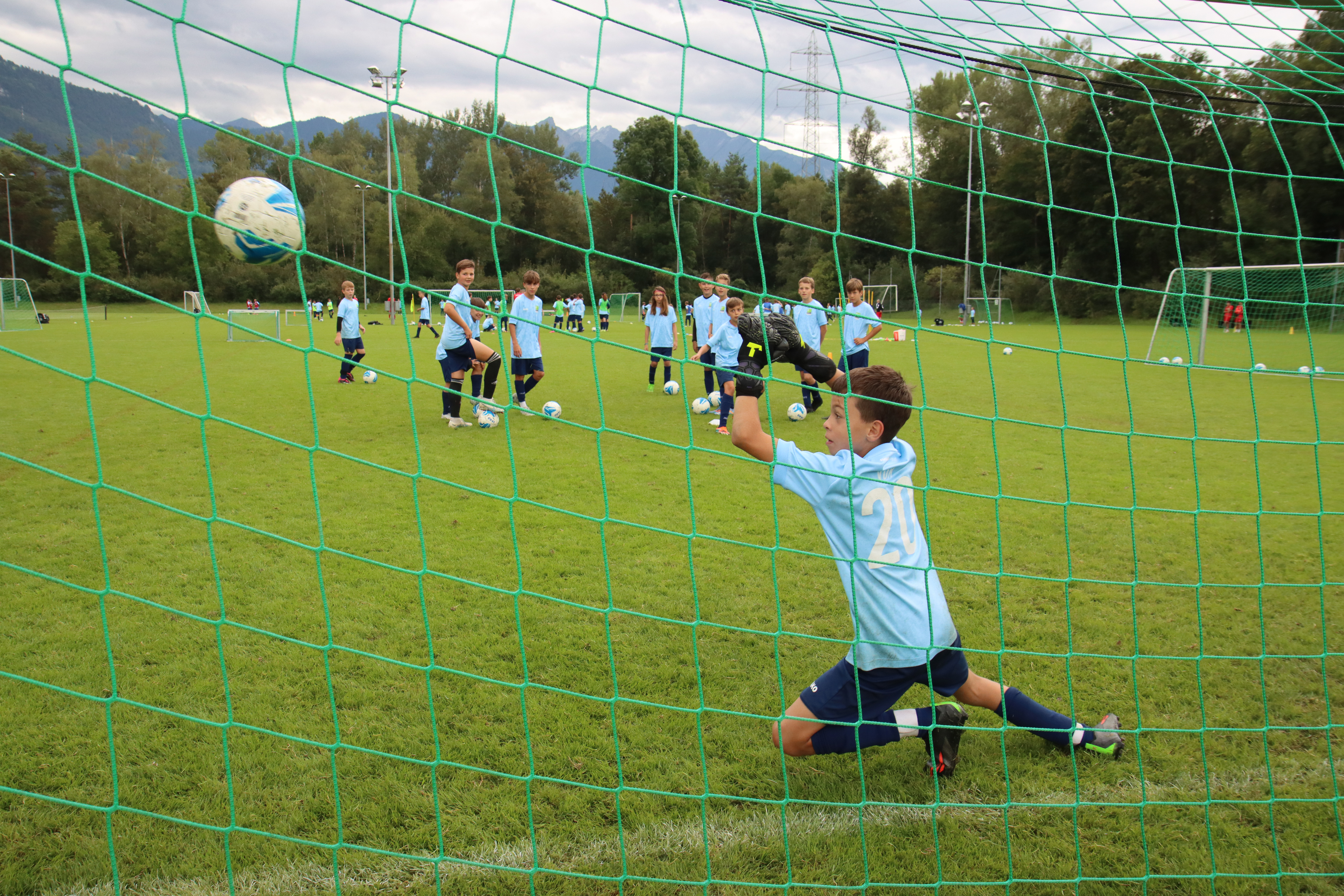 Camp: Spiel, Spass und ein Schalke-Fan