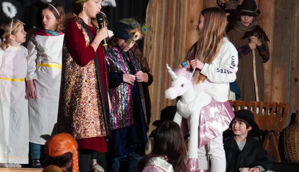 Über 70 Personen beteiligten sich an speziellem Weihnachtsgottesdienst