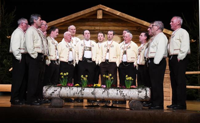 Jodelklänge, die Herzen berühren: «Bergfinkli» begeistern ein riesiges Publikum