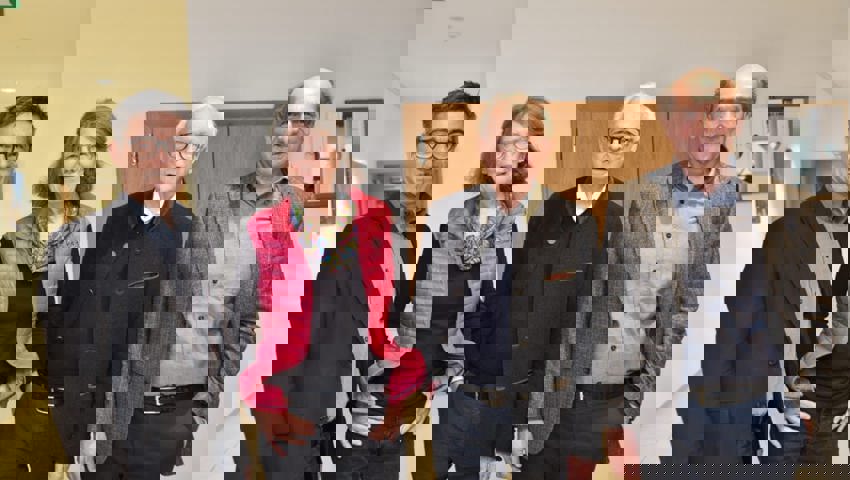  15. März: Das Seniorenforum Werdenberg – mit dem Präsidenten Heiner Schlegel (rechts) und Gründungsmitgliedern – feiert sein 20-Jahr-Jubiläum. 