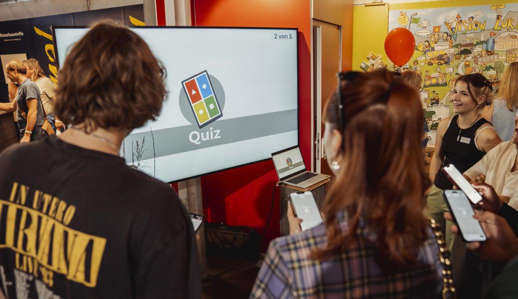 Lernende des Lukashauses mit Herz im Einsatz an der Wiga