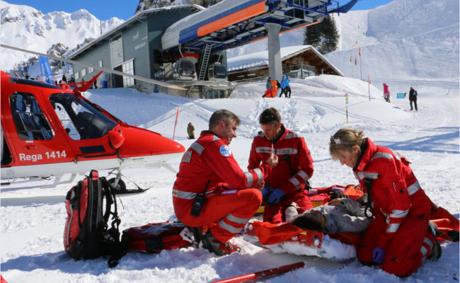 Skifahrer gerammt: Noch an Unfallstelle verstorben