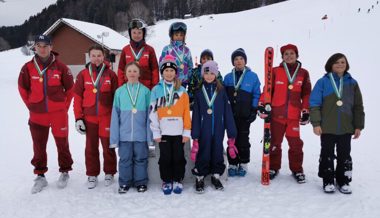 Rund 130 Kinder aus Grabs fuhren am Thurhang in Wildaus um den Sieg