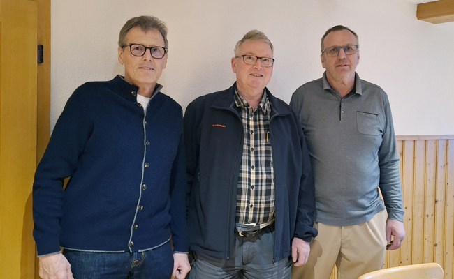 Engagierte Schreiner vom regionalen Verband geehrt