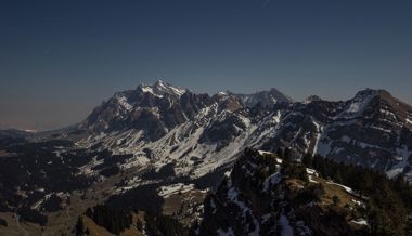 «Ein leerer Akku führte zur Idee» - Die Mondlichtbilder von Simon Walther
