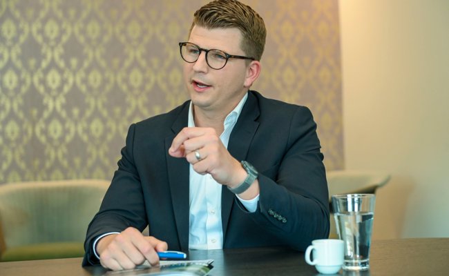 Fingierte Verletzungen, falsche Identitäten: Mike Egger will gegen Sozialbetrug vorgehen