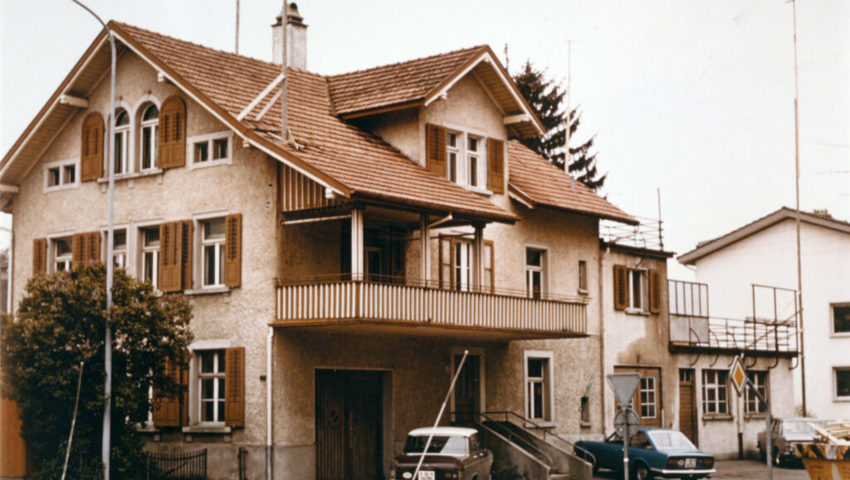 Das Wohnhaus von Schmied Hartmann an der Grünaustrasse wurde Ende Juni abgebrochen. Das Wohnhaus von Schmied Hartmann an der Grünaustrasse wurde Ende Juni abgebrochen.