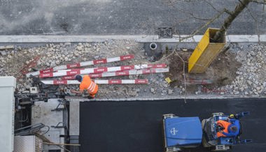 Die Arbeiten an der Poststrasse zwischen Trübbach und Azmoos sind wieder im Gange