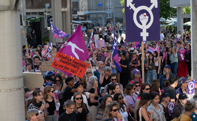 «Negativ behaftetes Wort» oder «Betrifft die ganze Gesellschaft»: Bekannte Ostschweizerinnen über Feminismus