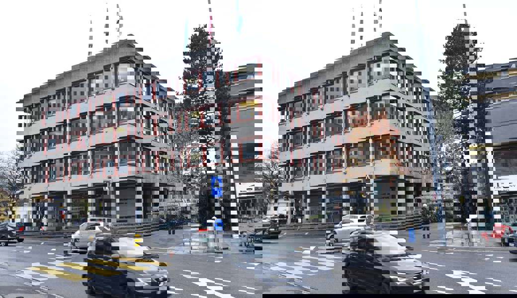 Die Buchser Behörden (im Bild das Rathaus) möchten den Steuerfuss der Stadt erhöhen. Heini Schwendener