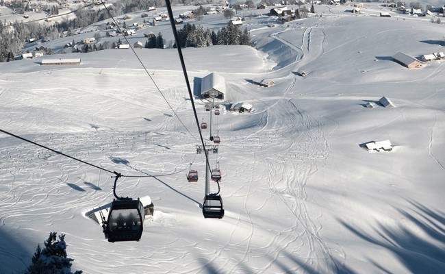 Stromausfall am Chäserrugg: Skifahrer stecken drei Stunden lang fest