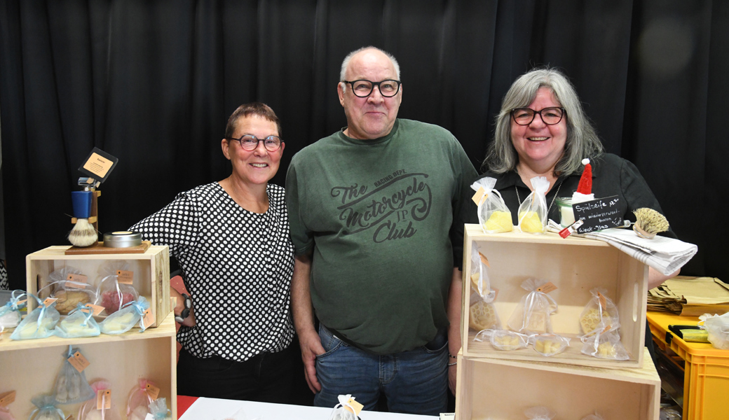 Beliebter Begegnungstreffpunkt und Geschenkartikel aus dem Dorf