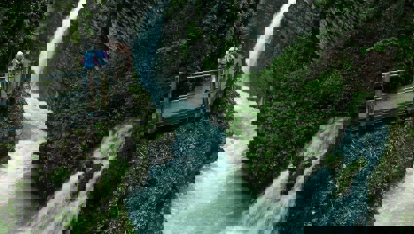  Das Obertoggenburg hat viele Schönheiten zu bieten, wie hier die Thurwasserfälle in Unterwasser. 