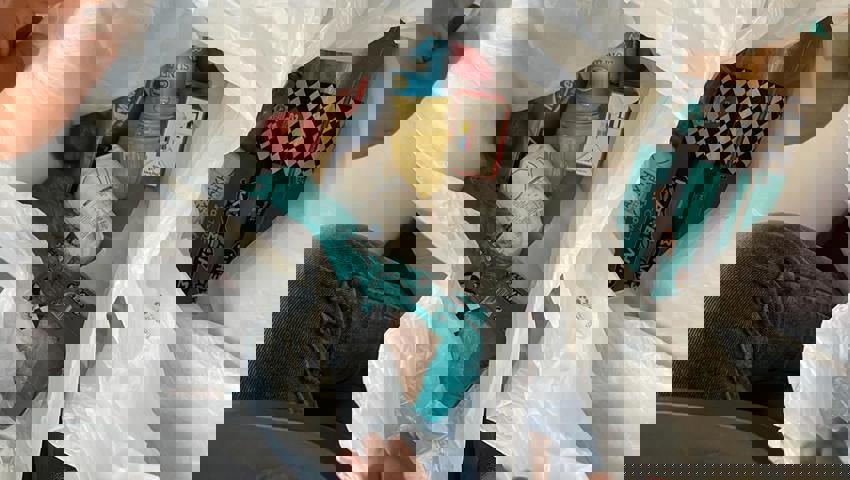 Nahrungsmittel und Hygieneartikel werden alle vor Ort gekauft - «um die lokale Wirtschaft zu stärken», erklärt Eggenberger.