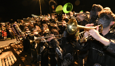 Grandioser Guggenabend in Gams – samt Geburtstag