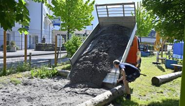 Sand, Holz, Rohre: Keine Kinderbaustelle ohne Spenden