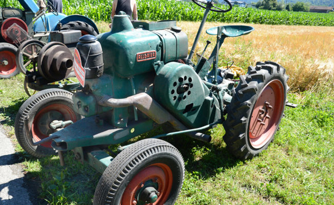 Die tolle Show mit alten Landmaschinen lockte so viele Fahrzeughalter an wie noch nie an
